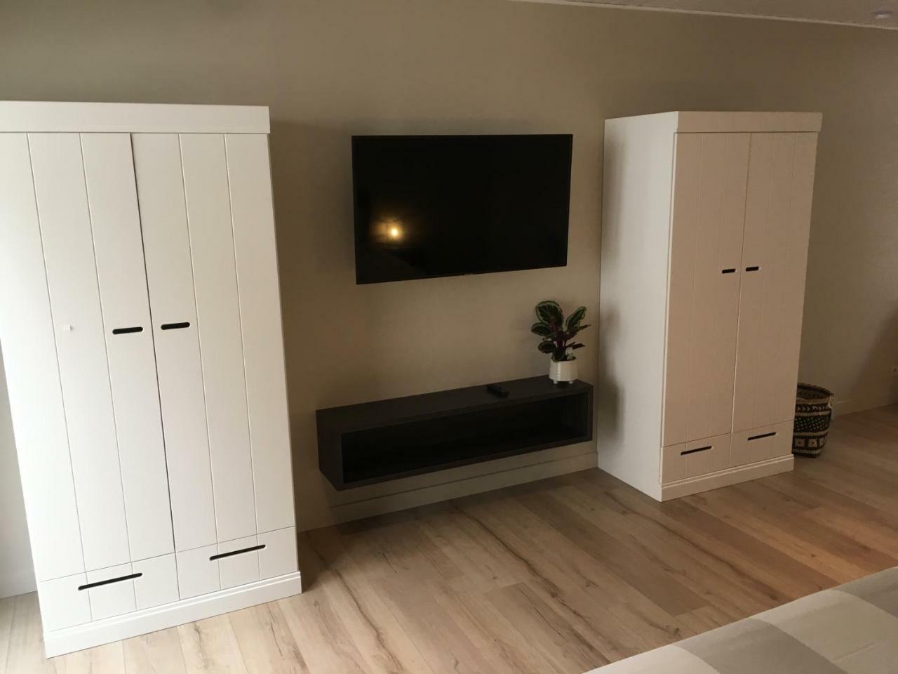Studio 'T Ponton Nieuwpoort Buitenkant foto