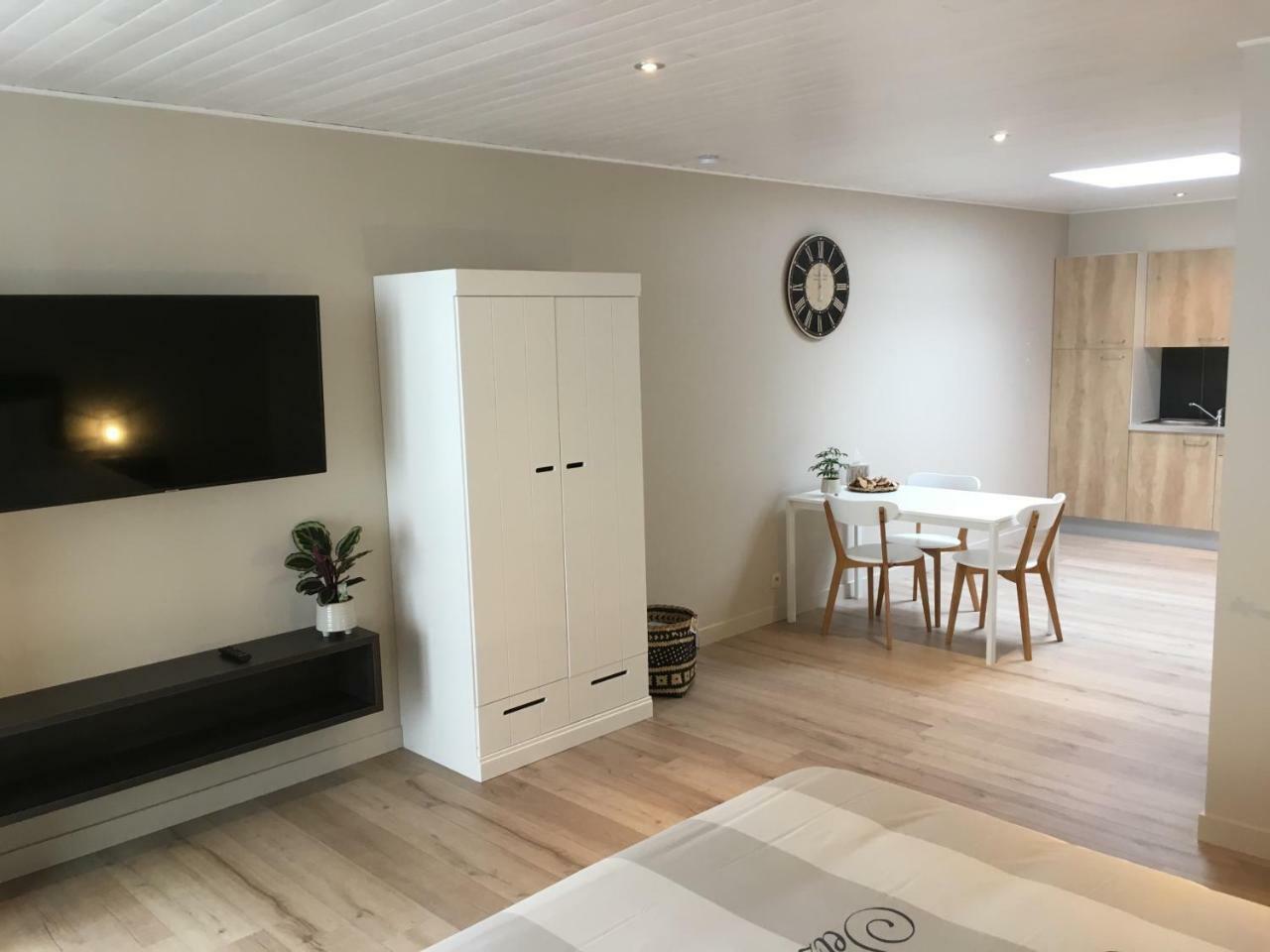 Studio 'T Ponton Nieuwpoort Buitenkant foto